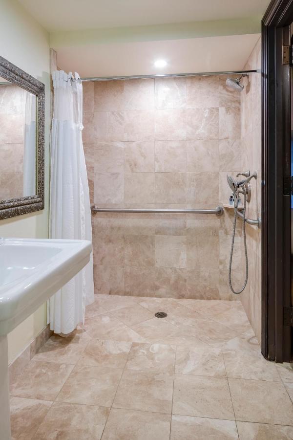 Hotel The Lucie Jensen Beach Esterno foto